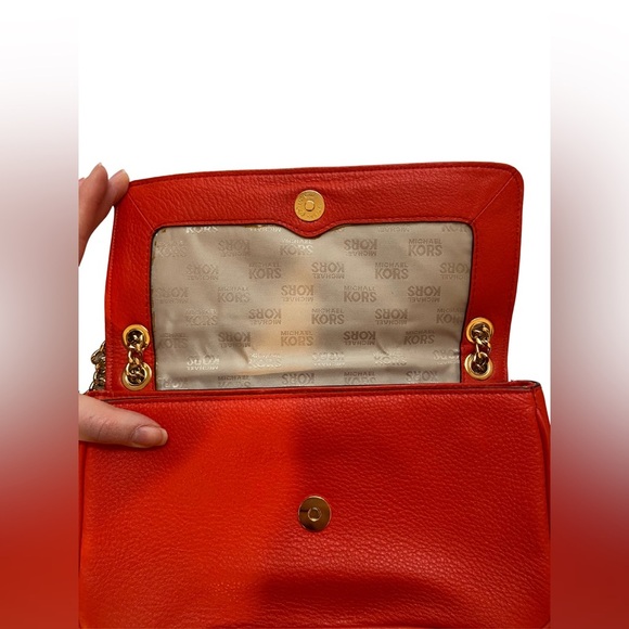 Michael Kors Red Leather Chain Shoulder Bag - Picture 5 of 9